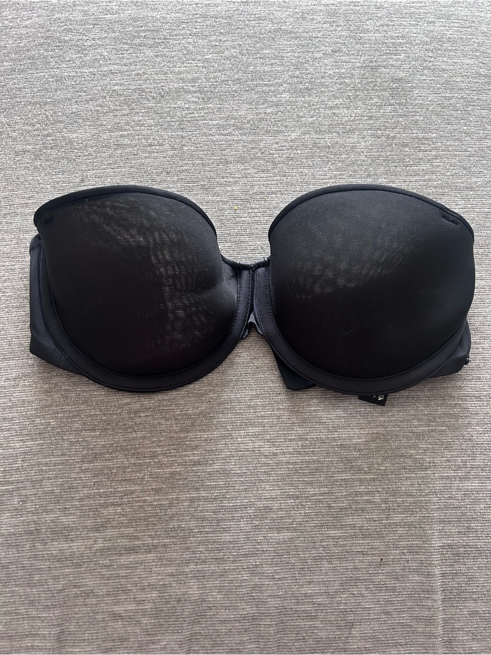 30D strapless Skims bra